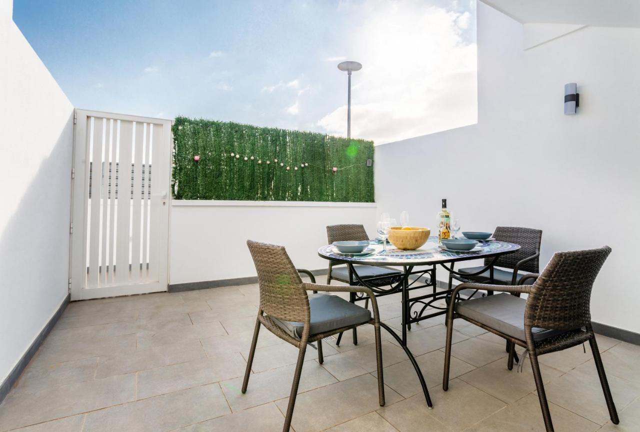 Monterey House Playa Blanca Villa Playa Blanca  Buitenkant foto